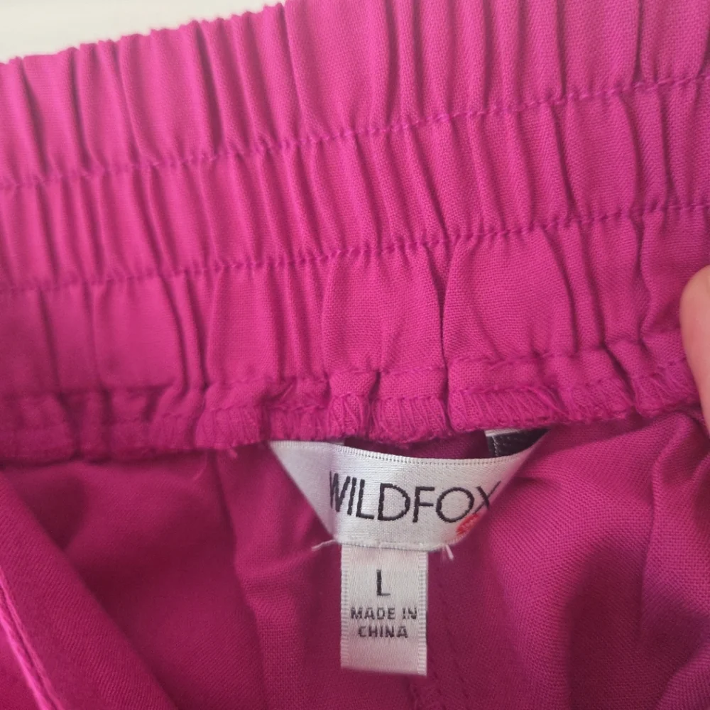 Wildfox Shorts Size L NWT 2-Pack Fuschia and Brown Casual Outdoor Gorpcore - Picture 4 of 8